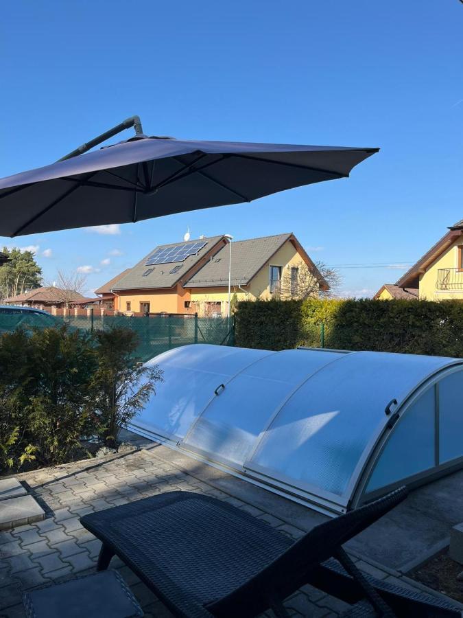 Relaxklub Villa S Wellness Tremosna Екстер'єр фото