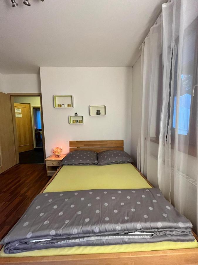 Relaxklub Villa S Wellness Tremosna Екстер'єр фото