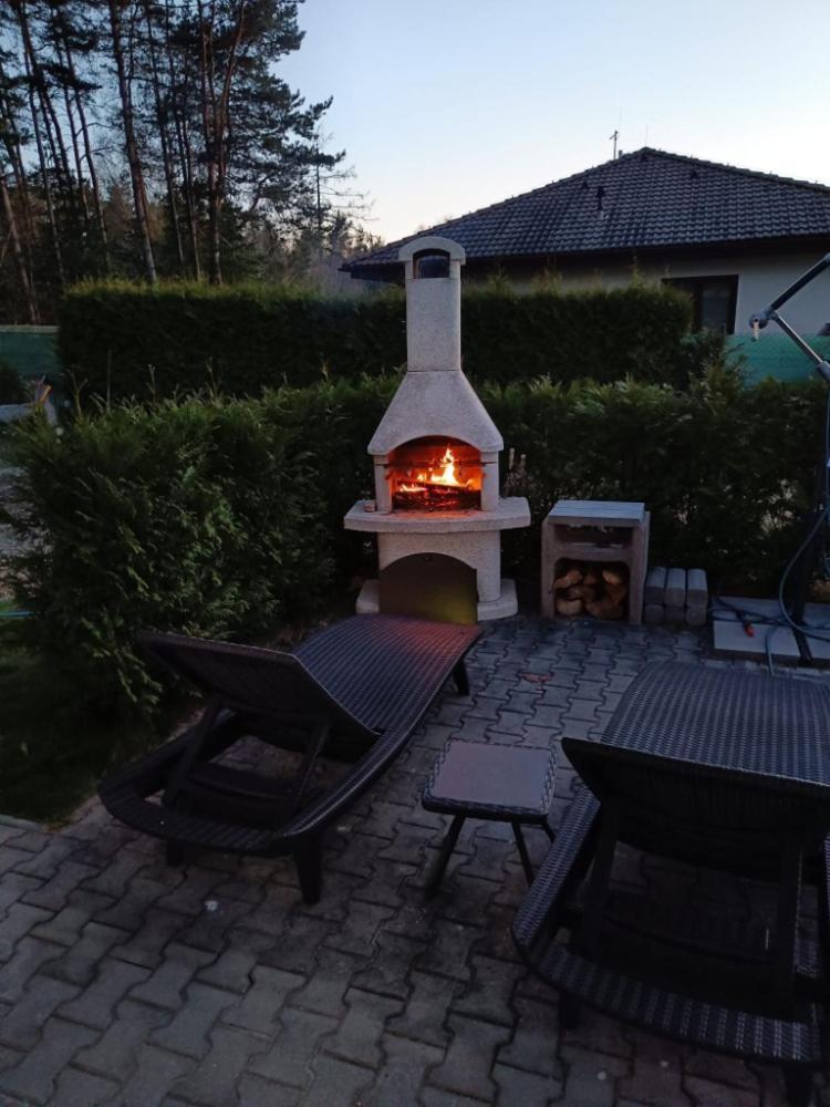 Relaxklub Villa S Wellness Tremosna Екстер'єр фото
