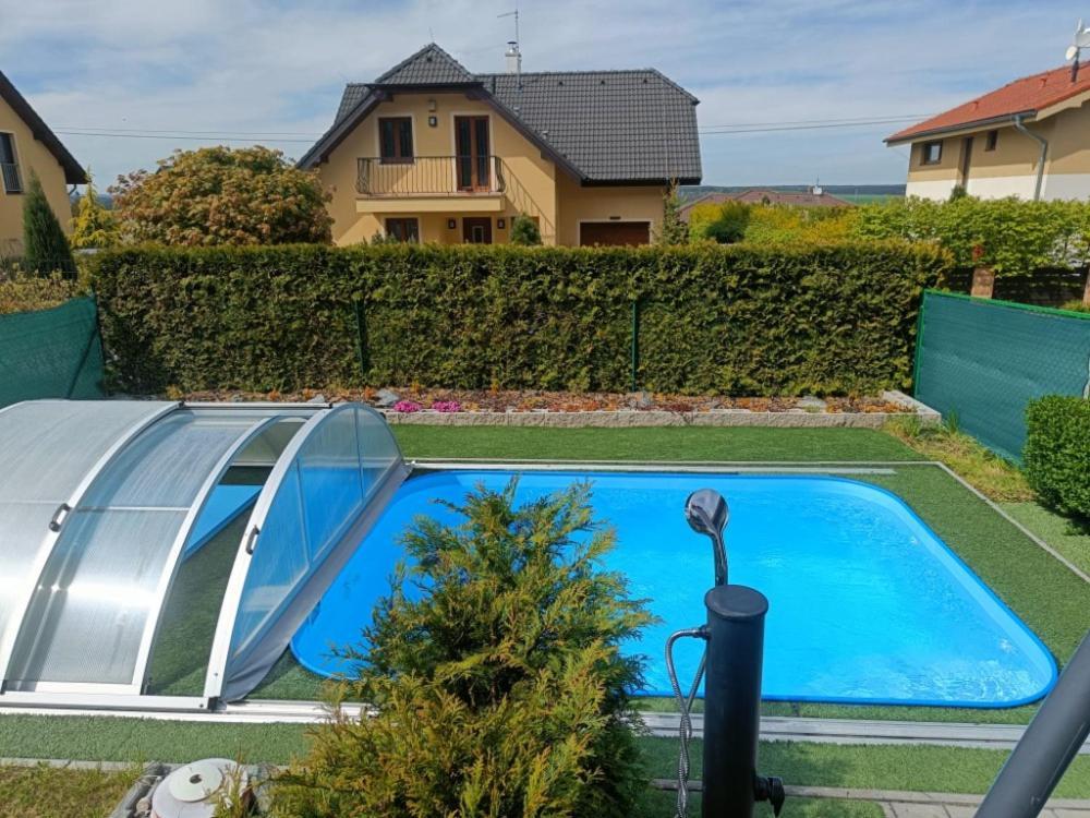 Relaxklub Villa S Wellness Tremosna Екстер'єр фото