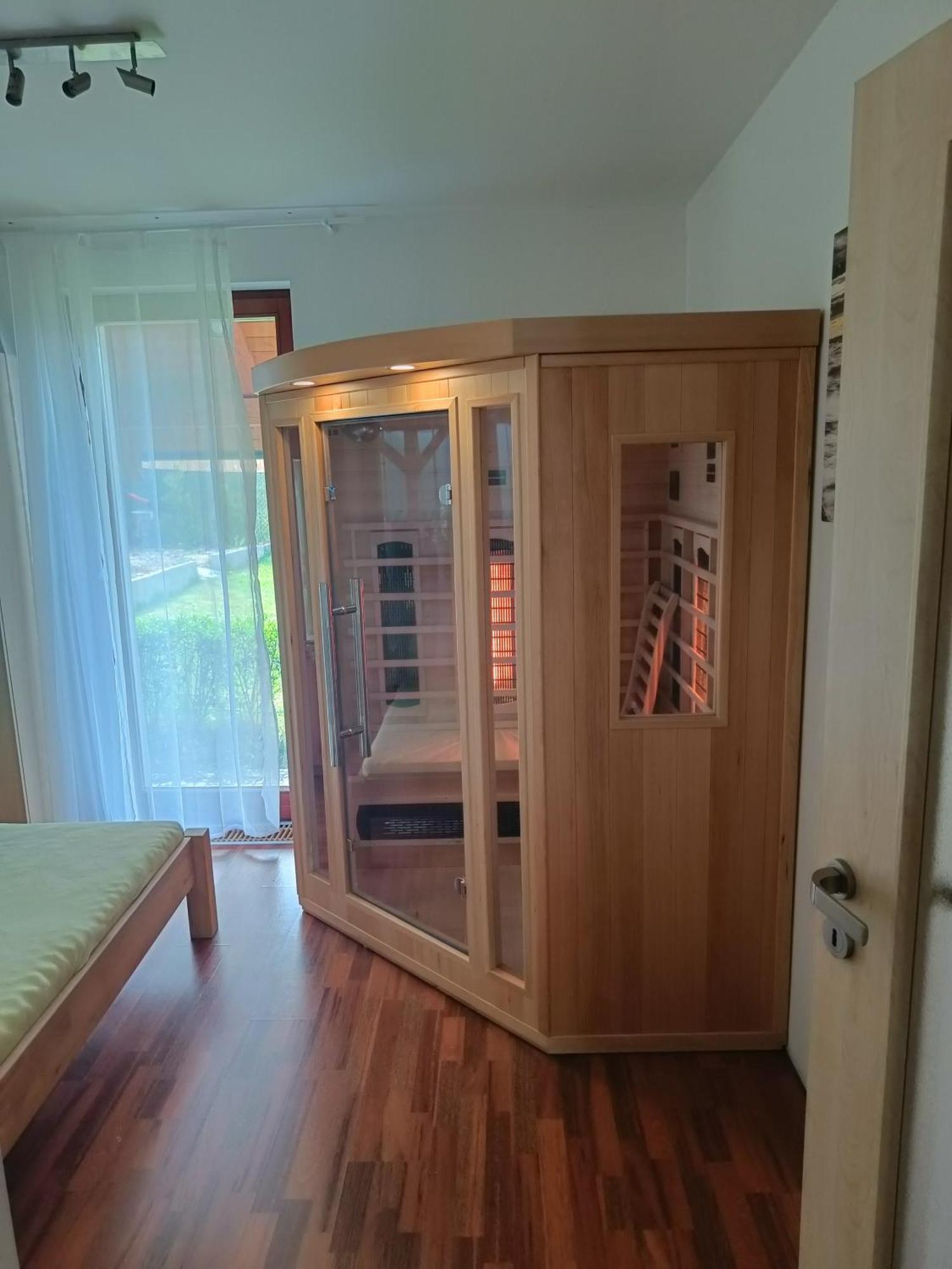 Relaxklub Villa S Wellness Tremosna Екстер'єр фото